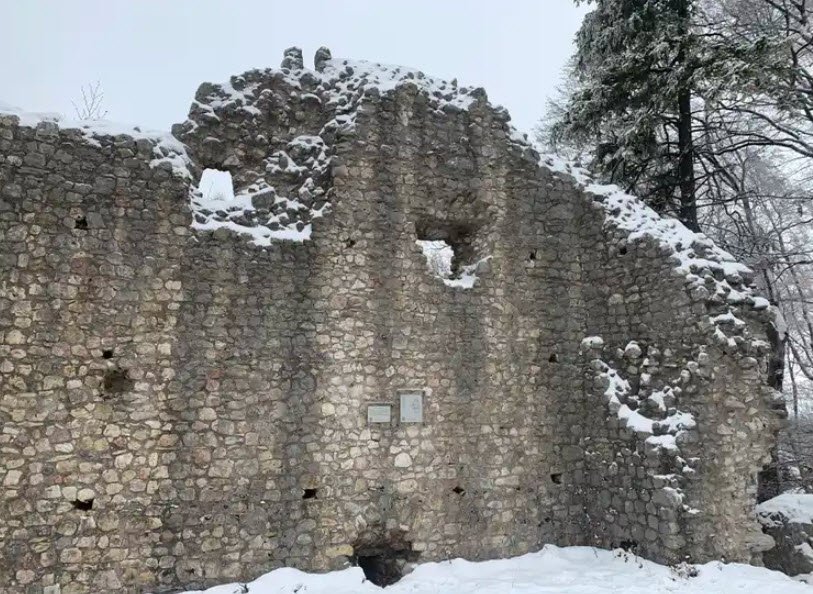 Ruine Hohenmelchingen, Burladingen, Germany
